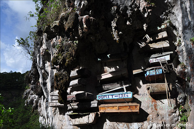 Las tumbas colgantes de Sagada