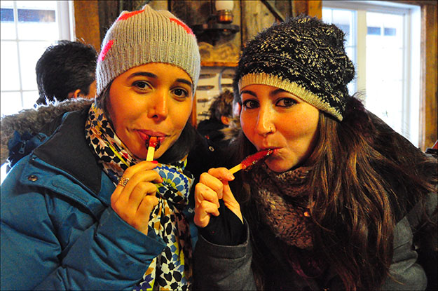 Deleite de la tire sur la neige